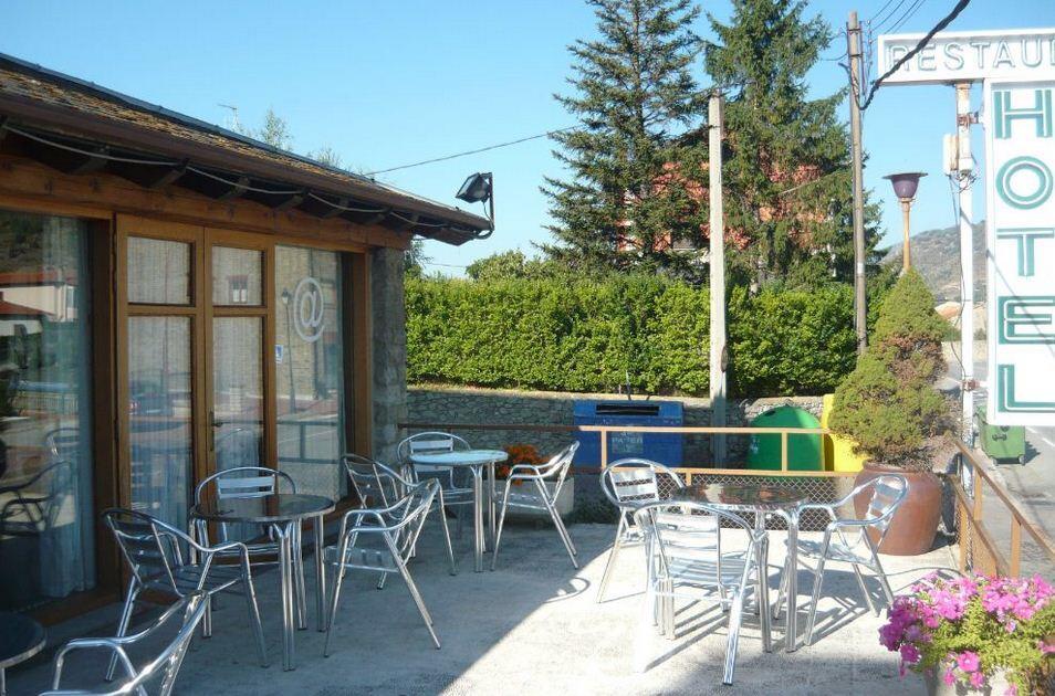 Hotel Bon Repos 벨베르 데 세르다니아 외부 사진